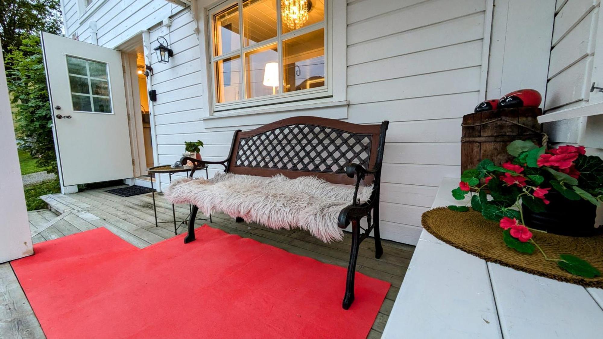 Exclusive And Cosy! Sea And Mountian View - Superfast Wifi, Washer And More Included Sortland Exterior photo