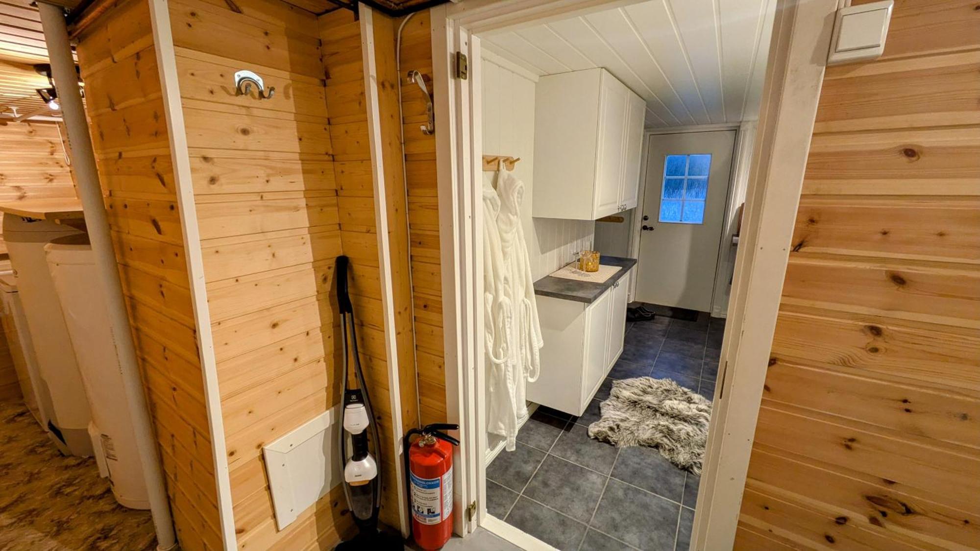 Exclusive And Cosy! Sea And Mountian View - Superfast Wifi, Washer And More Included Sortland Exterior photo