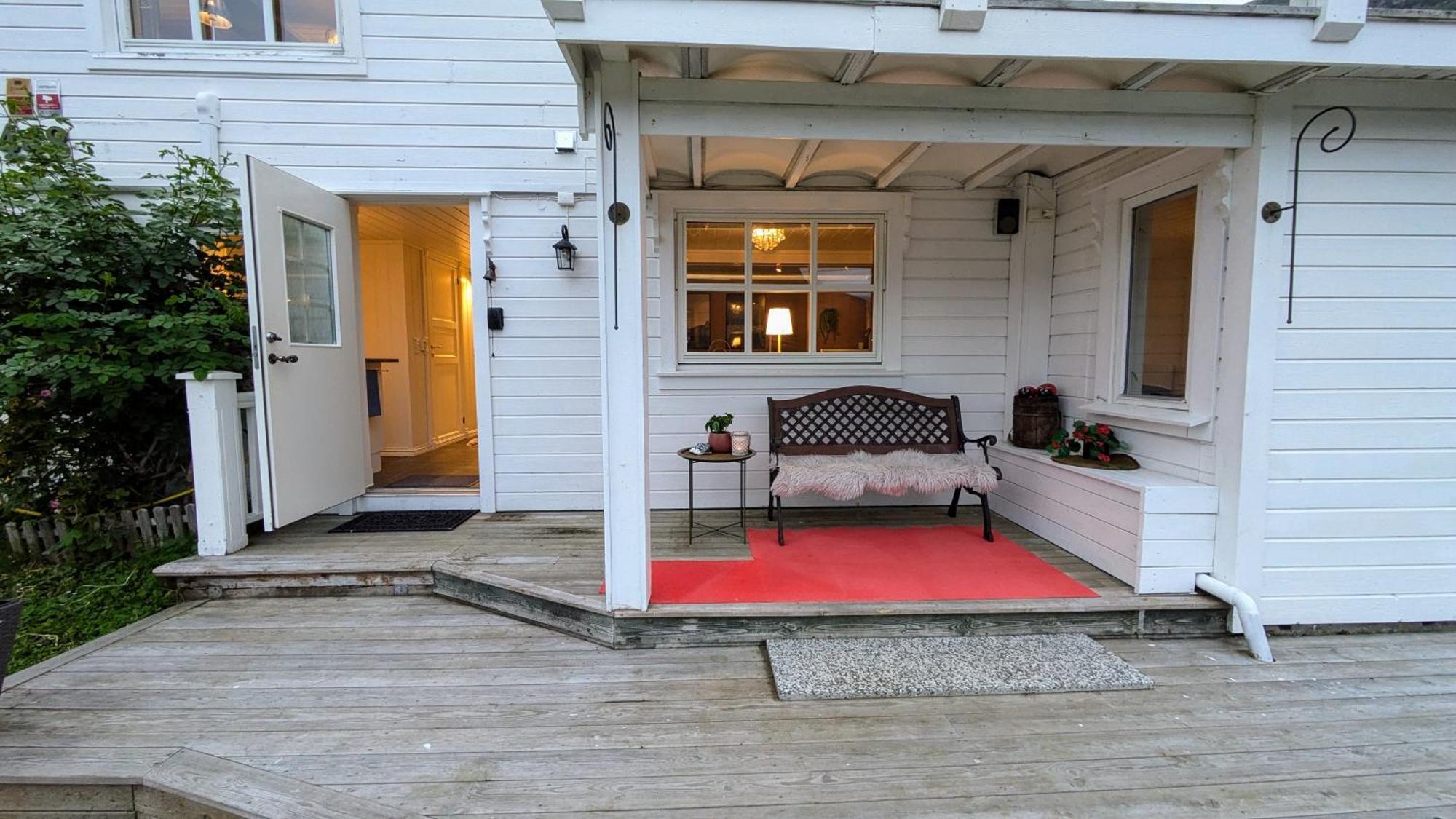 Exclusive And Cosy! Sea And Mountian View - Superfast Wifi, Washer And More Included Sortland Exterior photo